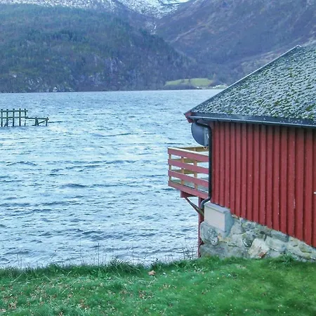 Holiday home Eresfjord Iv Overas